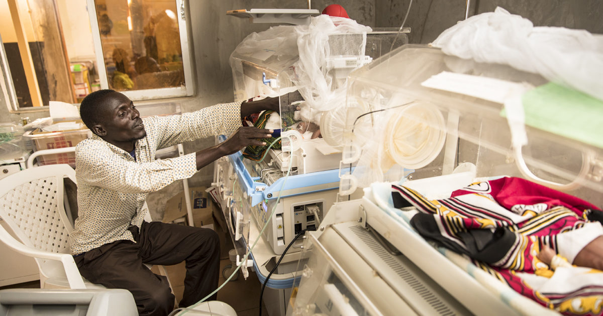 Inside a Kenyan maternity ward UNOPS