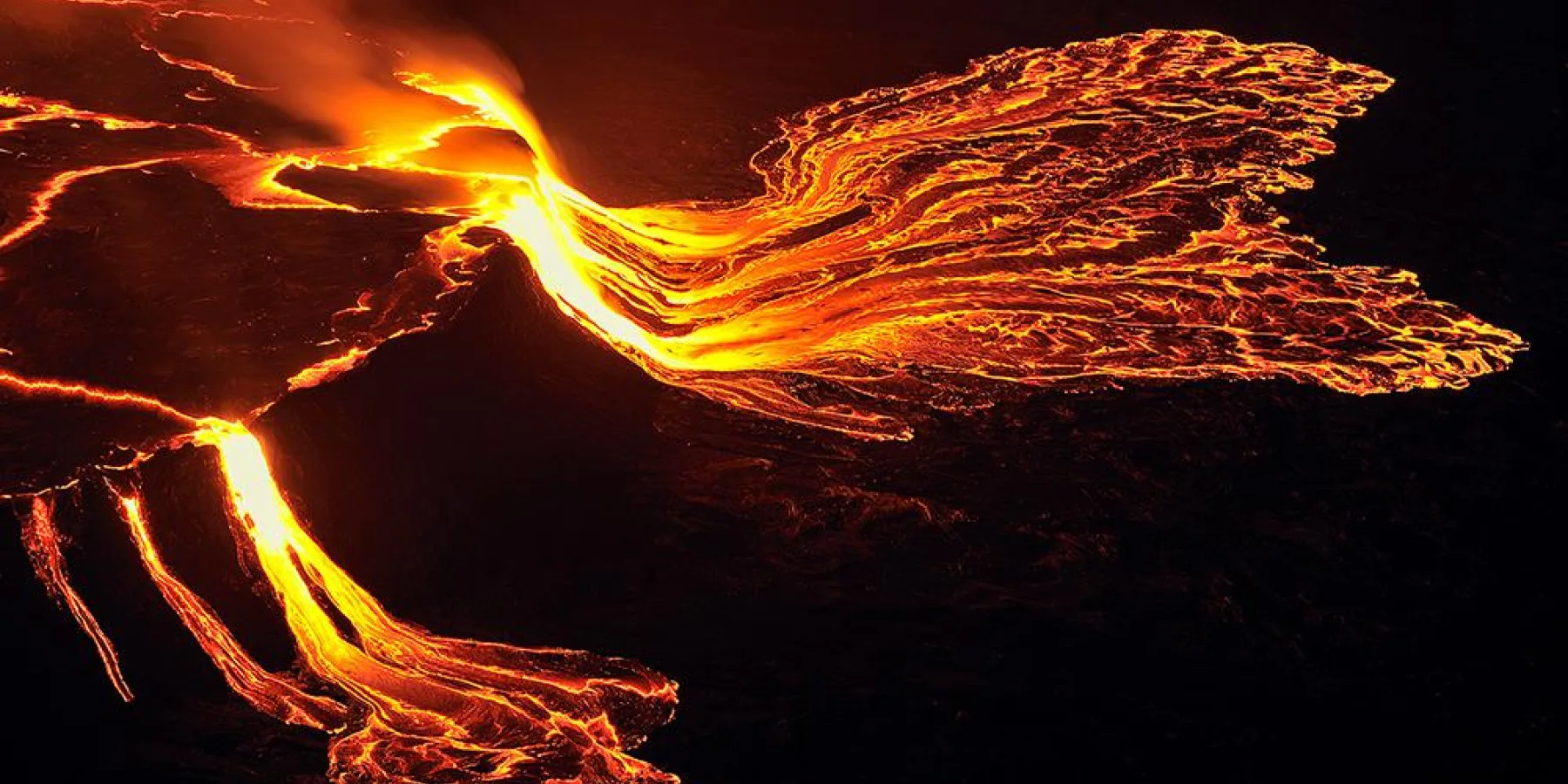 Its lava flows can reach speeds of up to 100km/h on certain slopes.