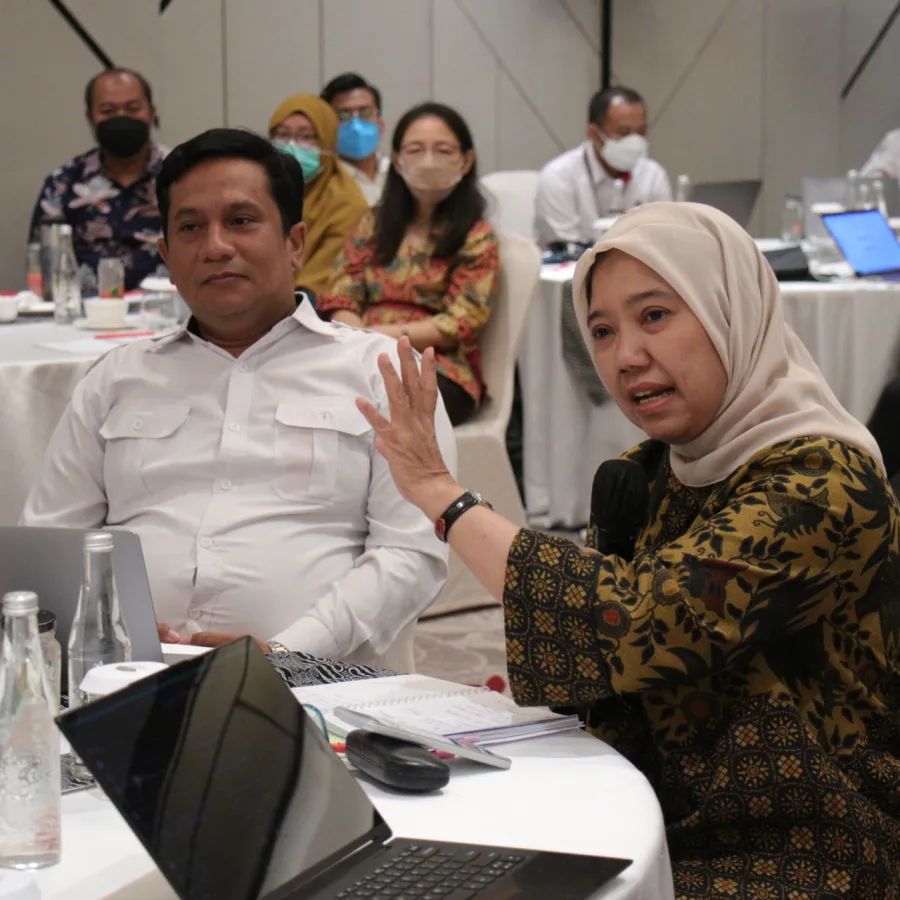 Líderes intelectuales se reúnen en Yakarta (Indonesia) el 26 de septiembre de 2022 para hablar sobre innovación en el sector de la protección marítima.