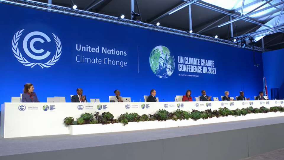 En la COP26, Sirpa Jarvenpaa resalta formas de apoyar la transición a la energía limpia y eficiente.