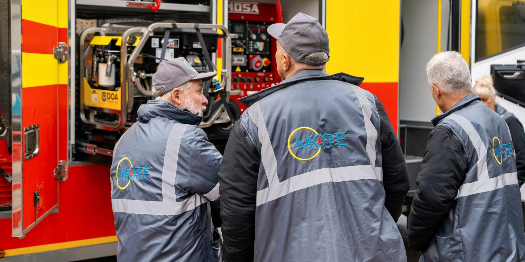 Le personnel de Mykolaiv-obl-teplo-energo se familiarise avec les nouveaux équipements.