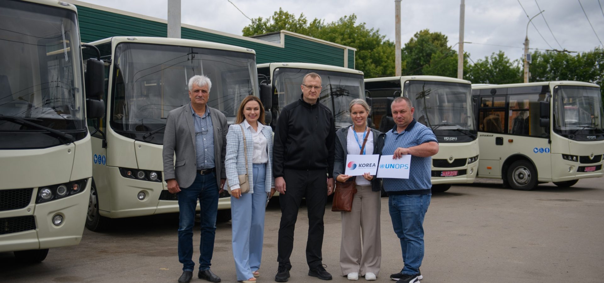 With support from the Korea International Cooperation Agency (KOICA), UNOPS is delivering critical equipment to help Ukrainian frontline communities cope with the ongoing conflict.