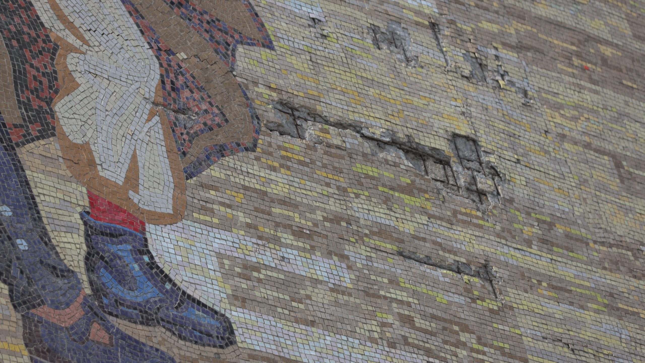 Damage to the mosaic