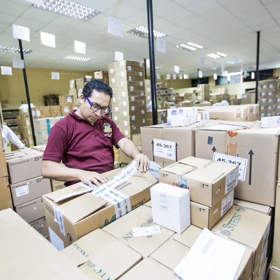 Depuis 2016, l’UNOPS travaille avec l’Institut guatémaltèque de sécurité sociale pour renforcer l’efficacité et la transparence dans l’achat de médicaments.