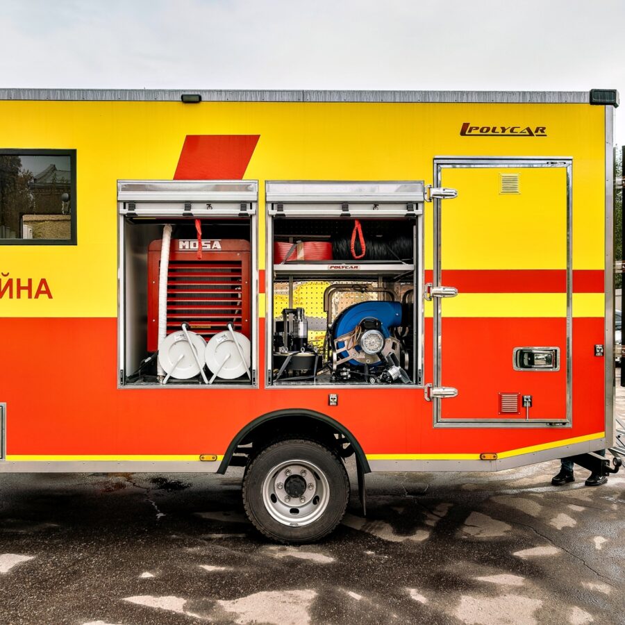 L’un des dix véhicules de réparation d’urgence livrés dans la région de Mykolaïv par l’UNOPS et le gouvernement danois.